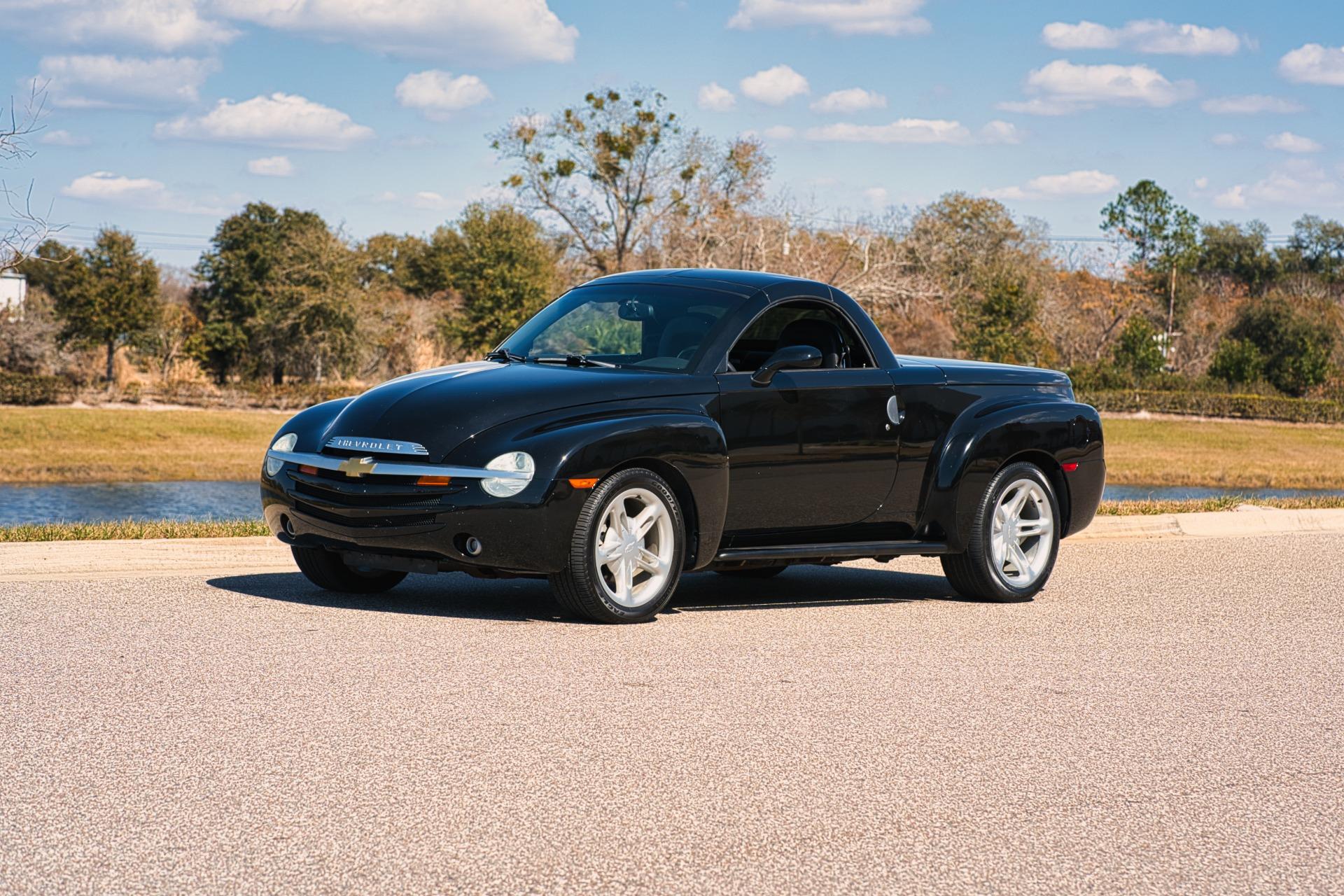 2004 Chevrolet SSR LS